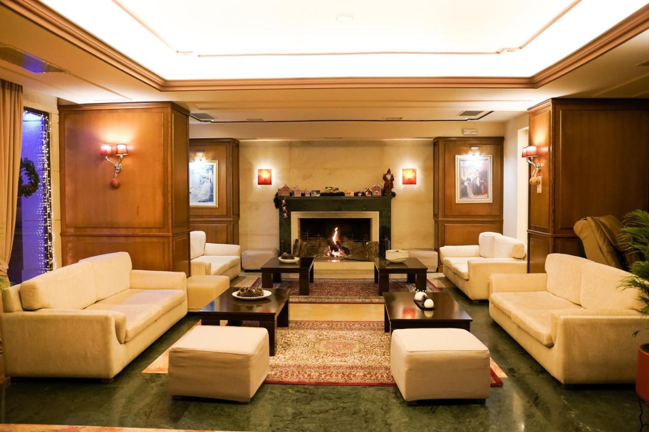Hotel Antoniadis Kalambaka Esterno foto