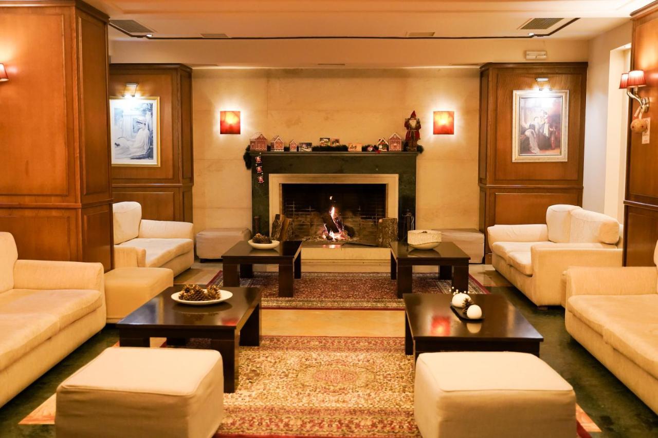 Hotel Antoniadis Kalambaka Esterno foto
