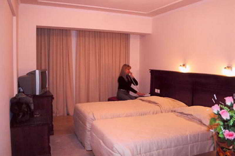 Hotel Antoniadis Kalambaka Esterno foto
